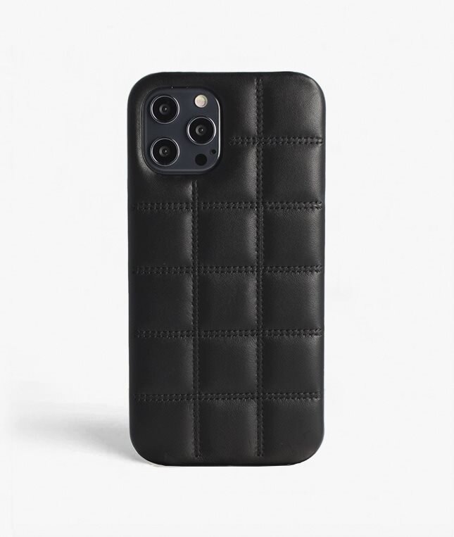 The Case Factory Hoesje iPhone 12 Pro Max Padded Black