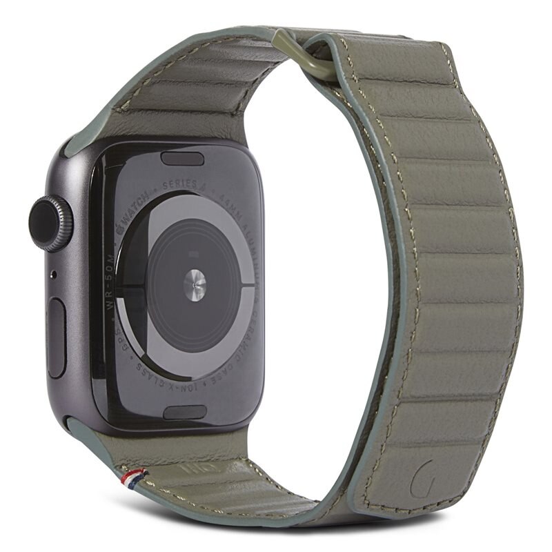Decoded Leather Magnetic Traction Strap Apple Watch 40mm Olive - Armband van leer met magneetsluiting - Bandje horloge