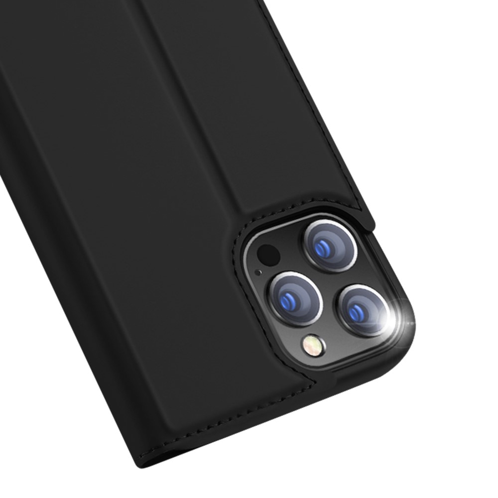Skin Pro Series Apple iPhone 13 Pro - Zwart