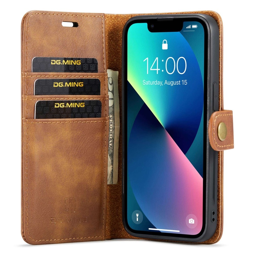 Magnet Wallet iPhone 14 Plus Cognac