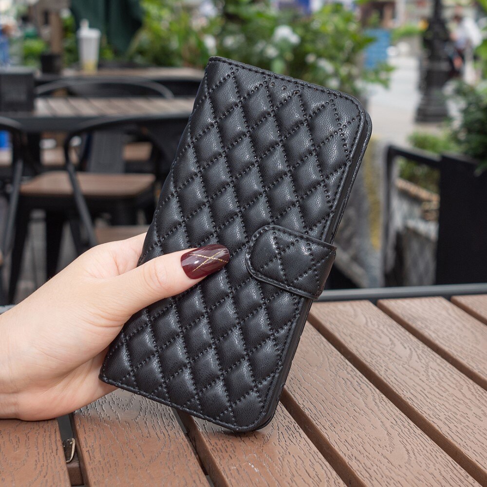 iPhone 15 Portemonnee hoesje Quilted, zwart