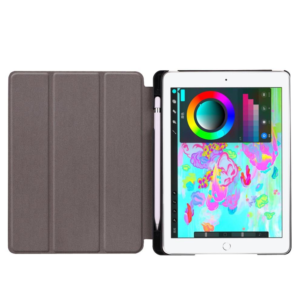 iPad 9.7 5th Gen (2017) Tri-fold Hoesje met Penhouder zwart