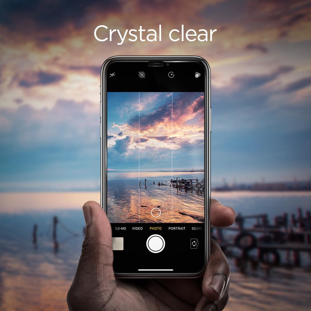 Screen Protector GLAS.tR SLIM HD iPhone 11 Zwart