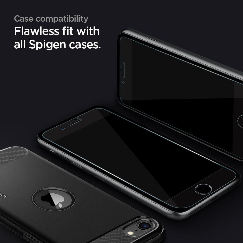 Screen Protector GLAS.tR SLIM HD iPhone SE (2020) zwart